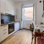 Apartment 2 Bedroom Gorgeous In