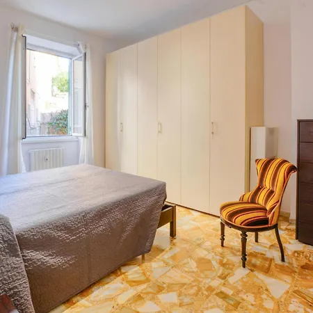 2 Bedroom Gorgeous In Appartement *