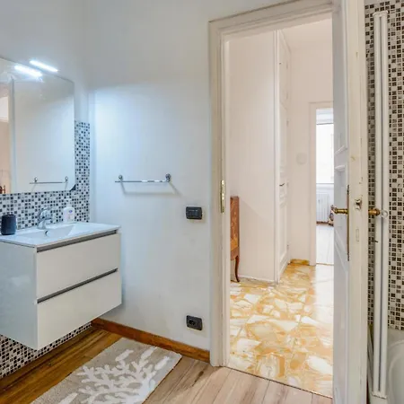 Apartment 2 Bedroom Gorgeous In Rapallo