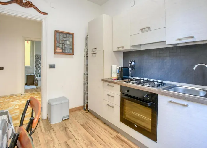 Apartment 2 Bedroom Gorgeous In